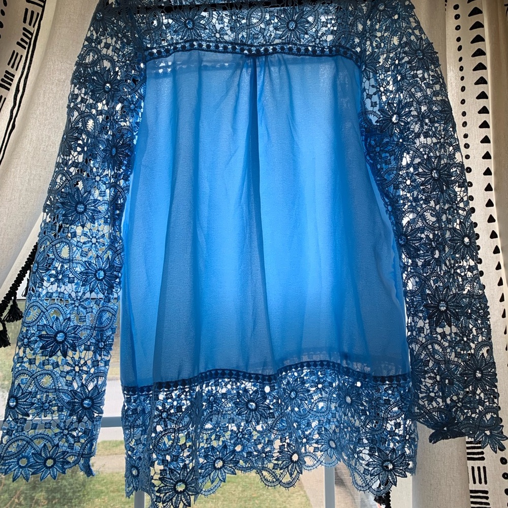 Gorgeous blue blouse